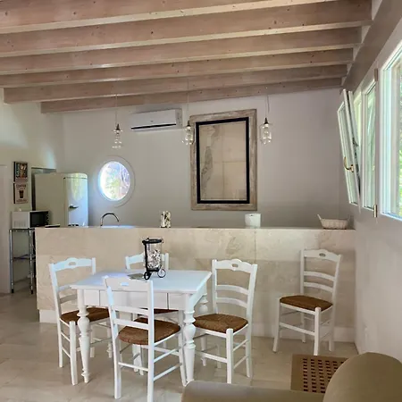 Casa Con Piscina A Portoferraio アパート San Giovanni