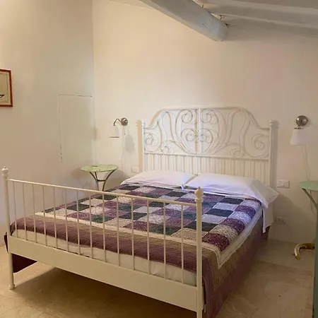 Casa Con Piscina A Portoferraio * San Giovanni