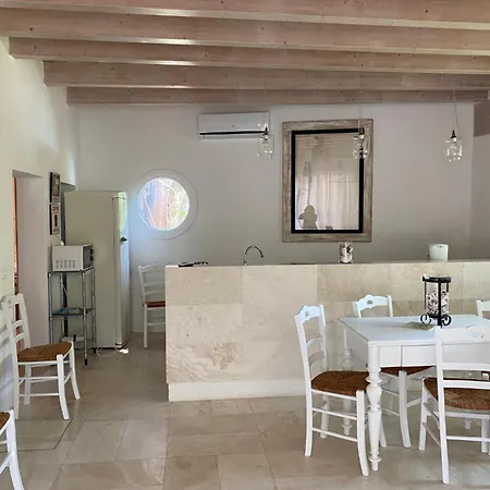 Casa Con Piscina A Portoferraio