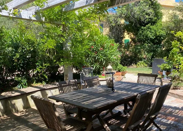 Casa Con Piscina A Portoferraio